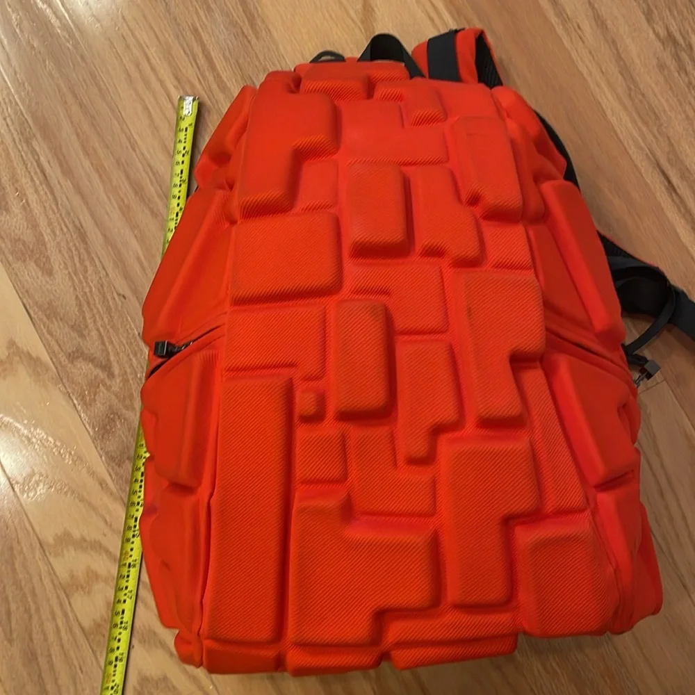 MadPax vibrant orange